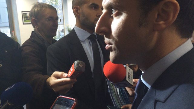 Le ministre Macron et l'extraction de sable en baie de Lannion