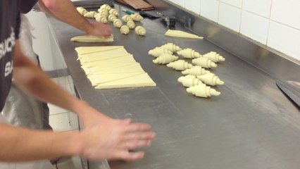 Fabrication des croissants artisanaux