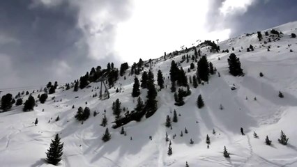 Snowboarder crashed into a rock