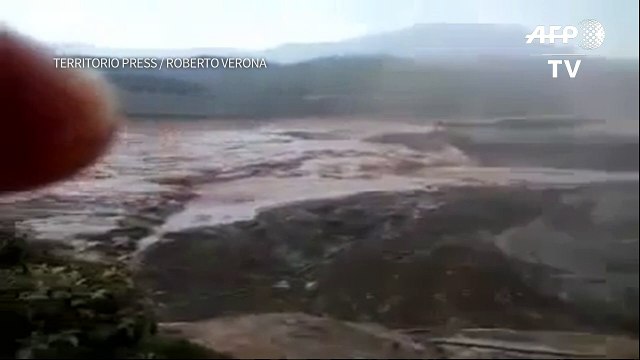 Brasil busca sobrevivientes tras derrame de desechos mineros