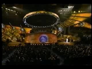 Eric Clapton & Babyface - change the wor