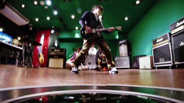 Official Music Video Strider by Bimbeers, Tokyo