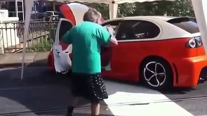 БаБкА БОМБА Жжет на автопати Офигеть