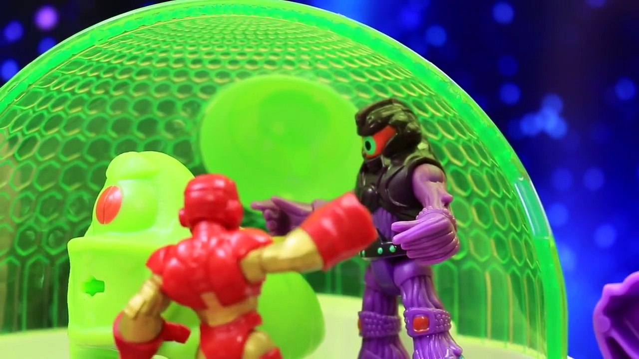 Ion Alien Headquarters Imaginext Superman and The Flash Fight Alien with Batman Super Over