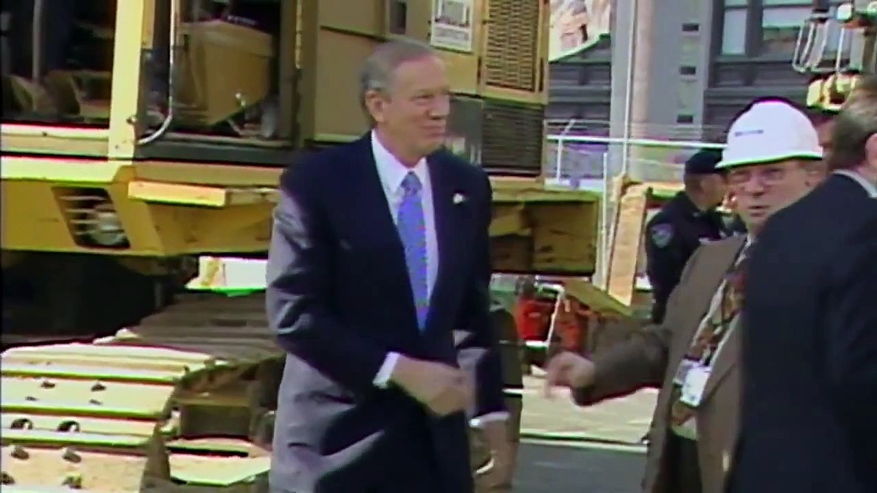 16 ACRES (2012) TRAILER