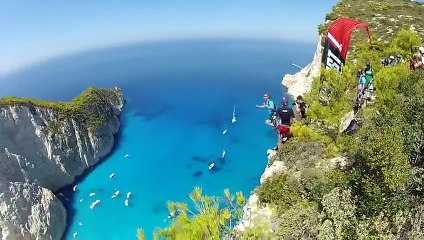 Kendilerini Uçurumdan Atan Paraşütçüler - Komik videolar - Funny videos