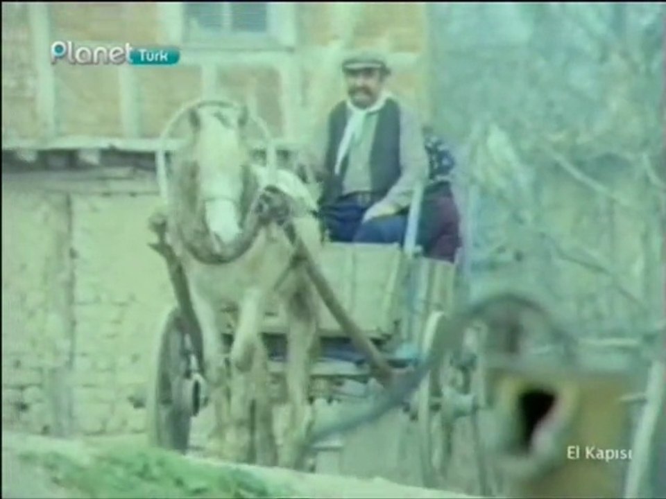 UZUN İNCE BİR YOLDAYIM-HURİ SAPAN