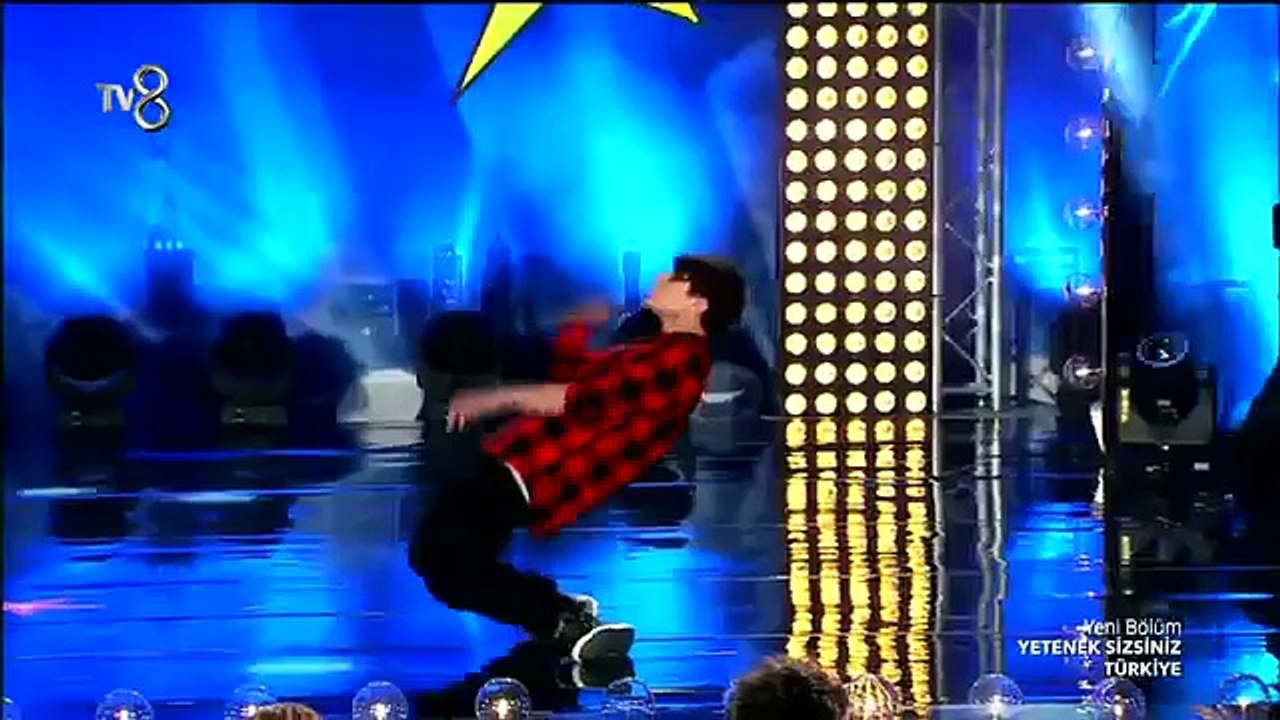 Yunus Yılmazgil'in Dans Performansı  yetenek sizsiniz 2015