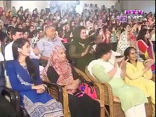 نوجوان لڑکے لڑکیوں کے انٹرنیٹ کے حوالے سے بہت مزاحیہ کلام