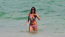 Claudia Romani Sizzles In BIKINI At Beach In Miami
