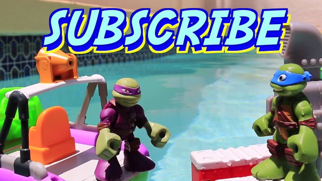 Teenage Mutant Ninja Turtles Donnie Dive Boat Saves Mikey Sewer Cruiser Superman and Aquam