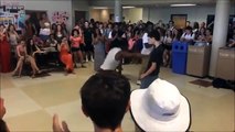 Sürpriz Dansıyla Herkesi Kendine Hayran Bırakan Liseli Genç - İlginç - Garip