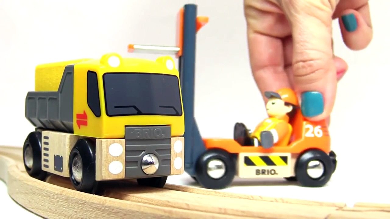 Montessori okulu - Bir den beş e - 1 sayısını öğreniyoruz