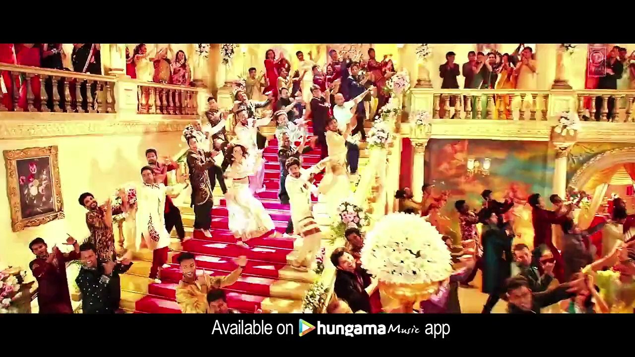 Welcome-Back-Mashup---Bollywood-Mashup-2015--Kiran-Kamath