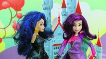 Disney Toys Fan - Descendants Makeover with New Maleficent and Mal Dolls.