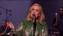 Adele canta 'Hello' por primera vez en vivo en BBC