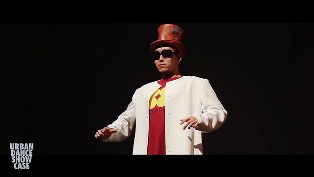 Нереальный танец японца. Как он это делает???