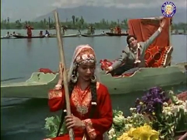 Yeh Chand Sa Roshan Chehra By Mohammad Rafi, Kashmir Ki Kali (1964) - Shammi Kapoor, Sharmila Tagore,