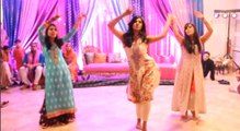 Pakistani Girls Wedding Dance | Tera Nan Labhda Phiran| HD ✔
