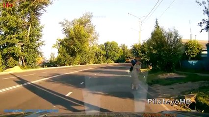 2014 North America Car Crash Compilations    Super car driver idiots #7