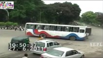 Terrible Indian Bus Accident On Busy Road Must See