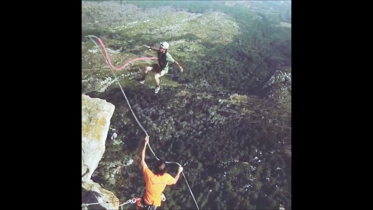 That's a crazy JUMP ! Insane...