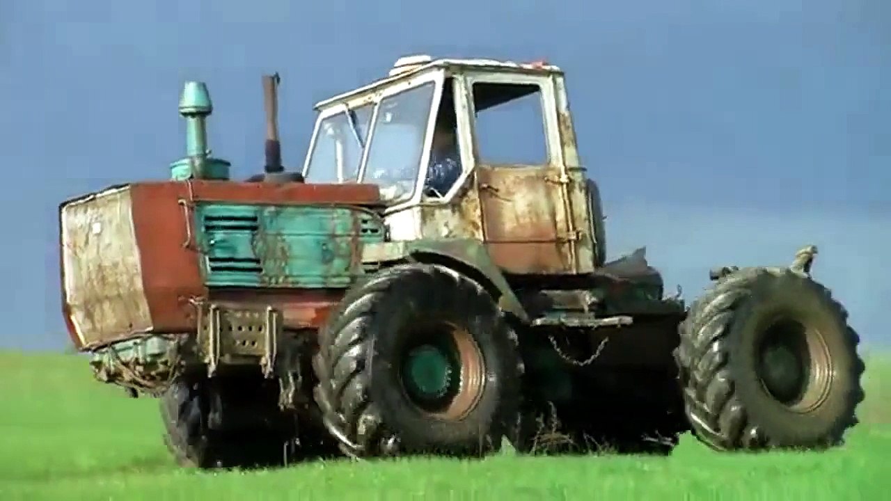 truck and tracks in mud ,truck pulling,truck mudding