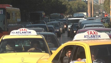 Report TV - Parkimet e makinave, ja tarifat  e reja për 71 rrugët në Tiranë