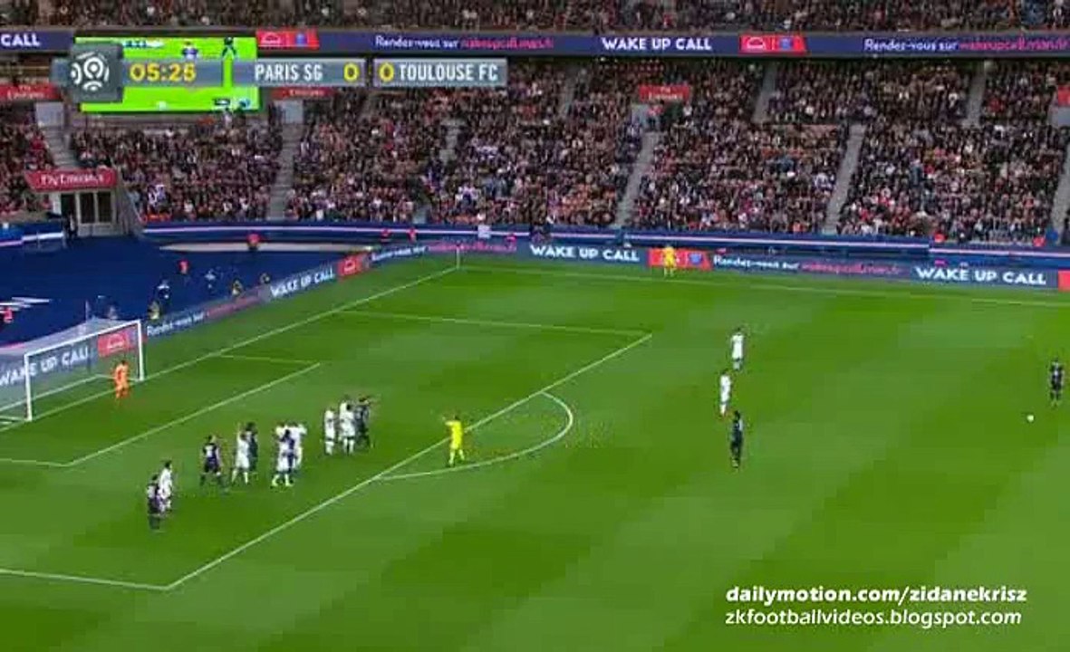 Ángel Di Maria 1-0 Free-Kick _ Paris Saint Germain v. Toulouse 07.11.205 hD