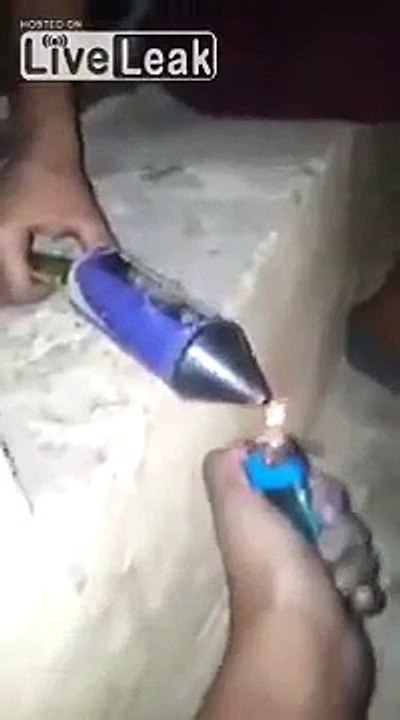 أطفال يشعلون لعبه ناريه ██ حوادث وغرائب ██