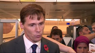 Ambassador heckled at Sharm airport- BBC News