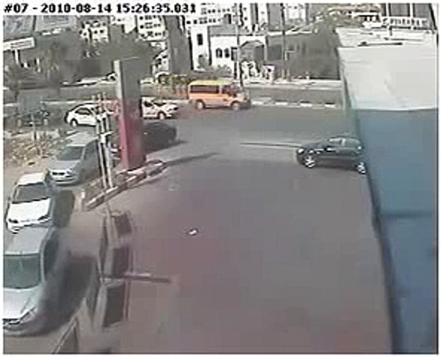 أغرب حادث في محطة بنزين مصرية (فيديو)