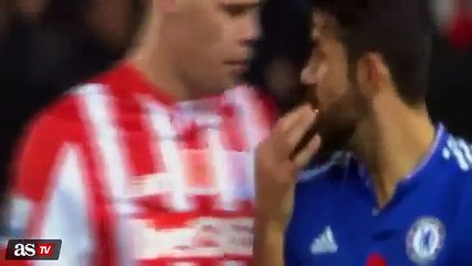 Diego Costa provoca a Ryan Shawcross ... ¡diciéndole que le huele la axila! -
