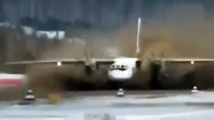 Экстремальный взлет самолета