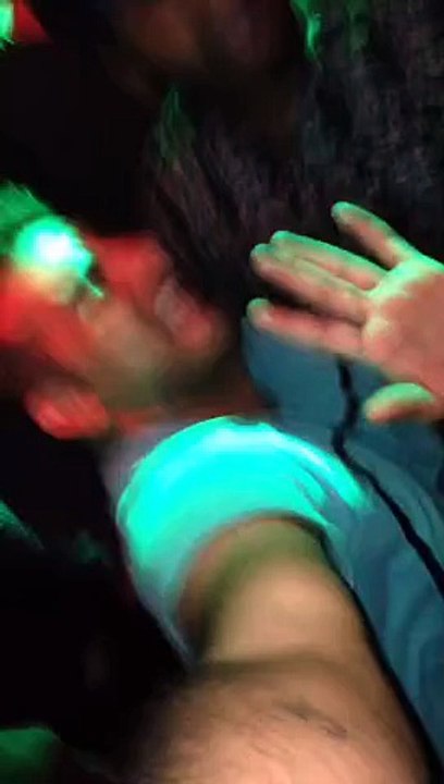 bollo ni tera laal kagra uptown club In Malaysia full song nd dance