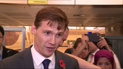 Ambassador  heckled  at Sharm airport- BBC News