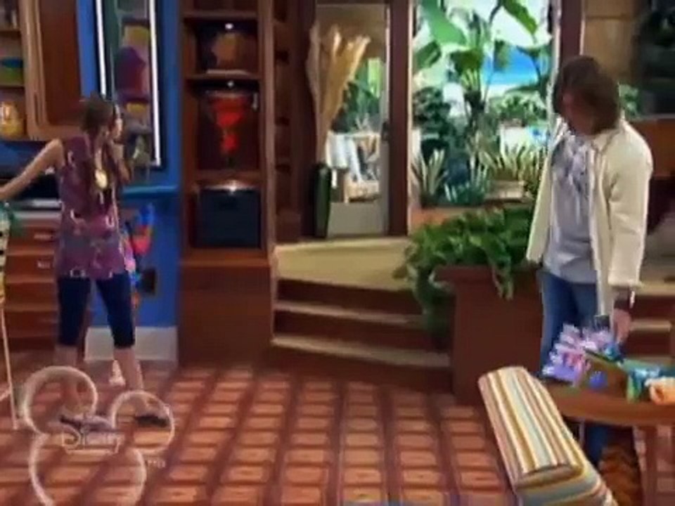 Hannah Montana Season 3 - very funny scene with Jackson..