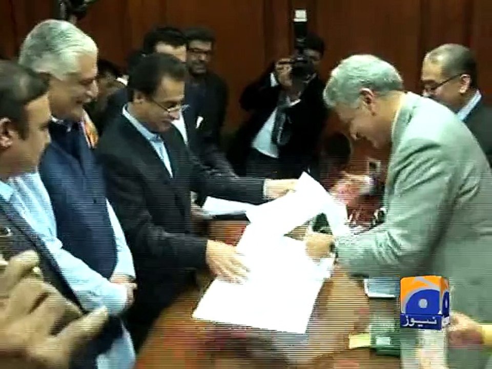 Ayaz Sadiq submits Nomination Papers - Geo Reports - 08 Nov 2015