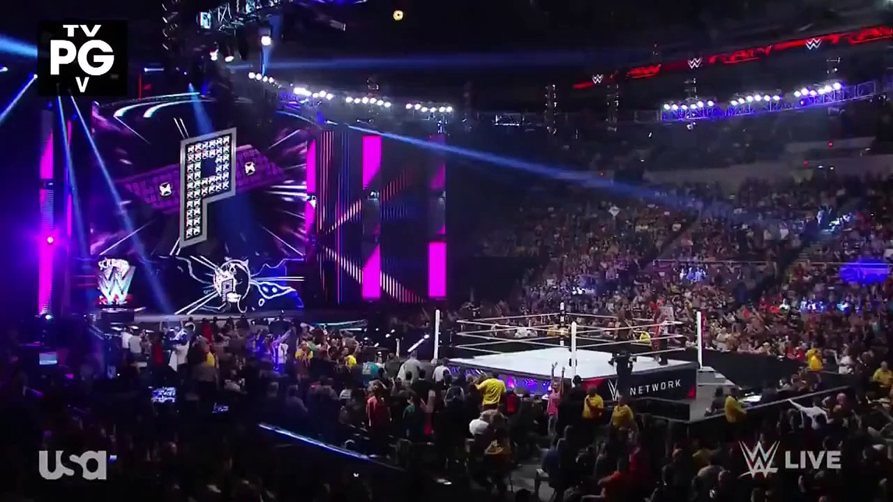 Paige vs Tamina show