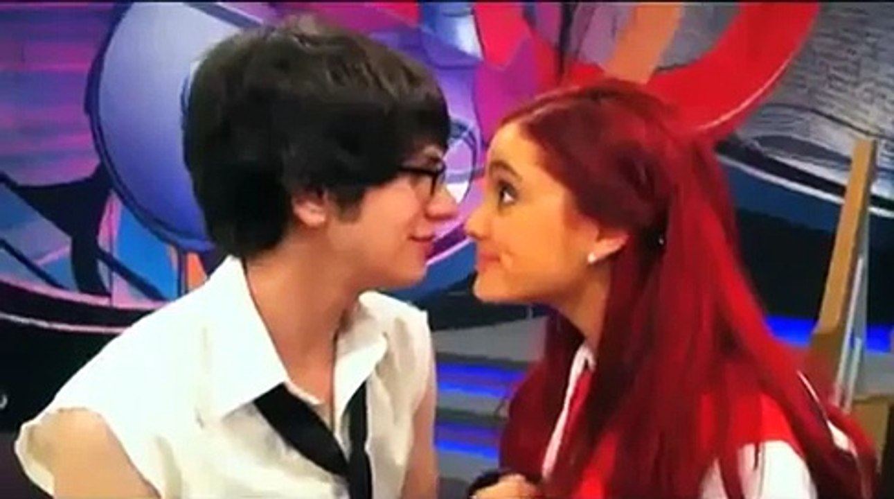 Matt & Ariana - Victorious Set - Kissing Scene