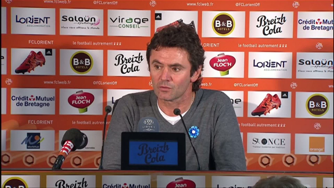 Foot - L1 - FCL : Ripoll «La bonne attitude»