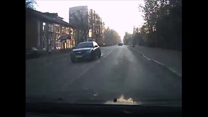 Нежданчик на нерегулируемом перекрестке