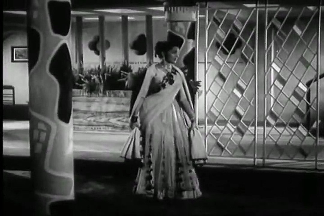 DIL DEKE DEKHO (1959) - Bolo Bolo Kuchh To Bolo