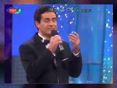 Zekâi TUNCA-Bir Sen Kaldın İçimde Bir De O Hâtırâlar