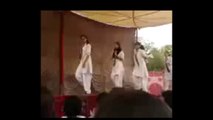 Pakistan Lahore College Girls Dance -in farewall party videoworld.pk