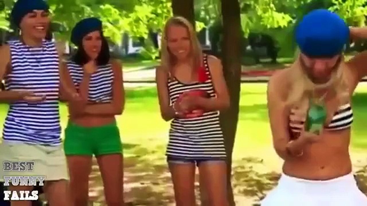 Funny girls compilation july 2015. Morsomme videoer. Roliga filmer. Hauskoja videoita