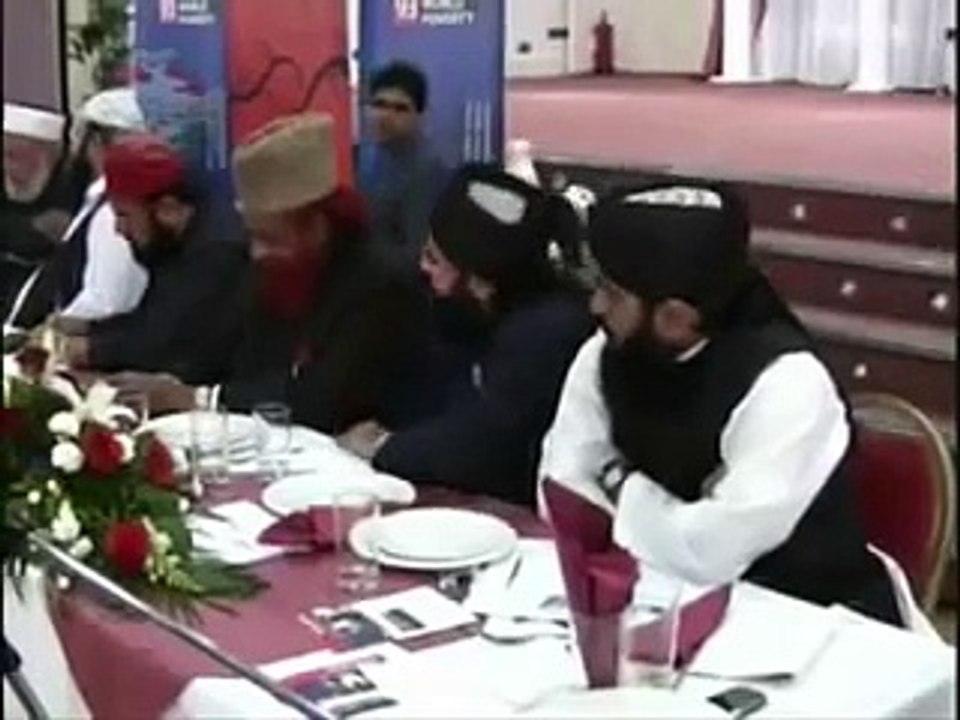 Munazra anghothe chomna aur noor bashar - Muhammad Tahir ul Qadri