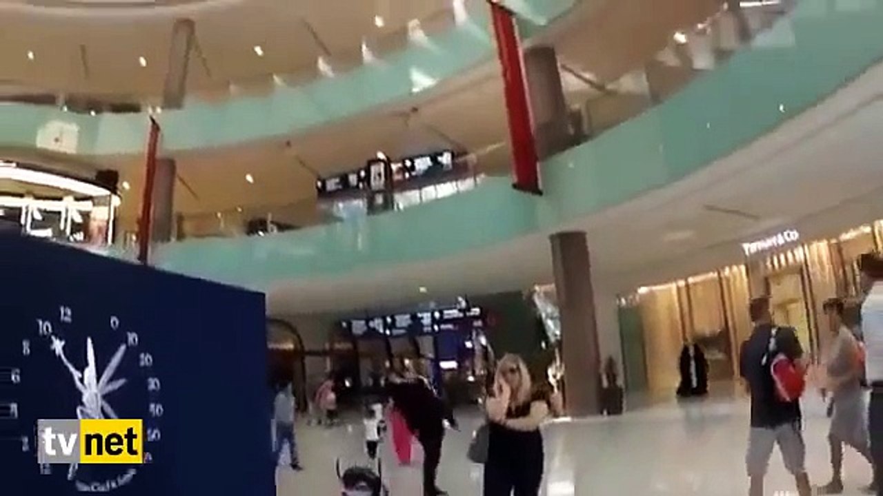 Video of this small Girl’s reaction to Muslim call(AZAAN) to prayer goes viral