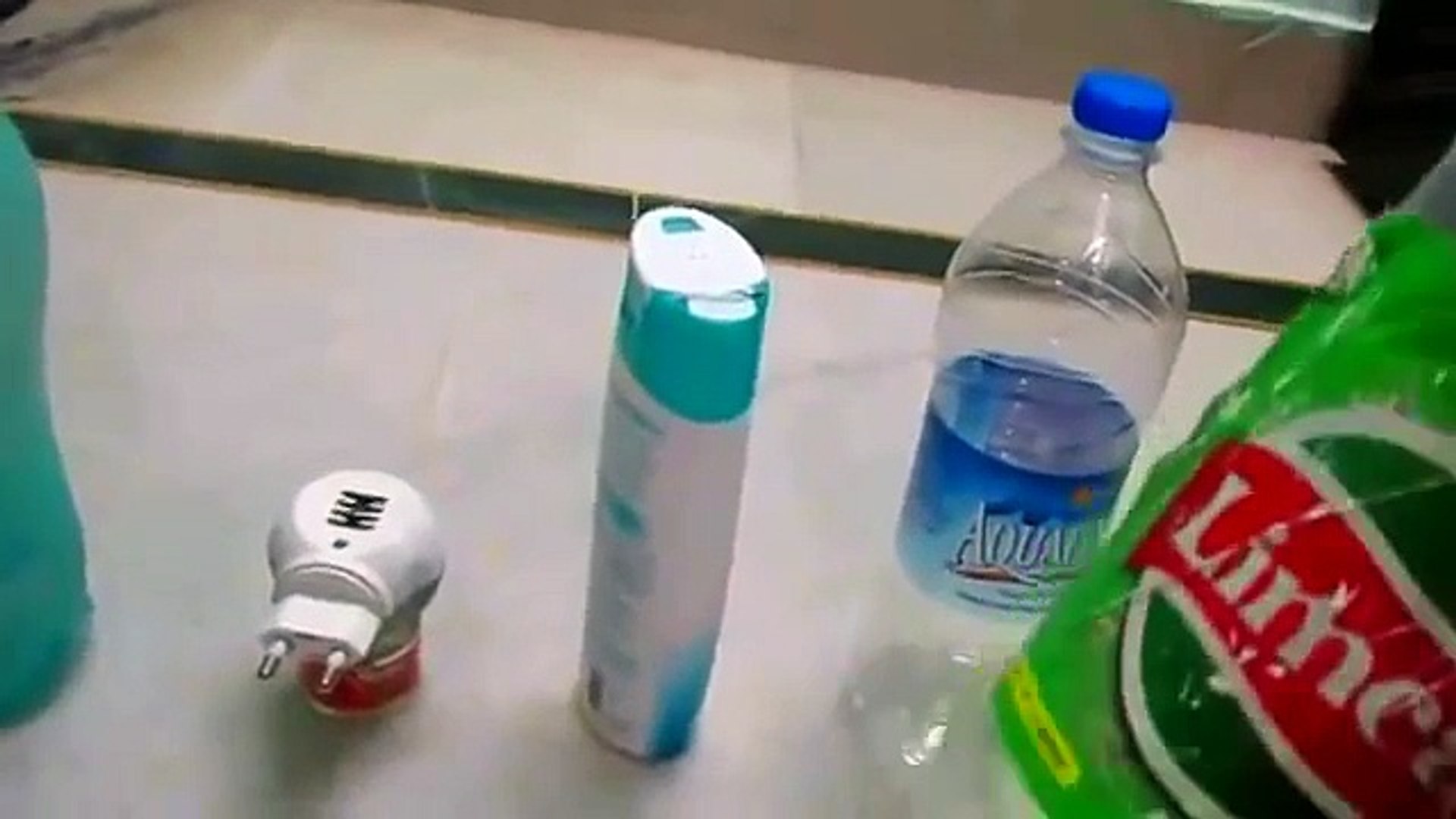 ⁣How to check Plastic Quality-Tupperware bottle