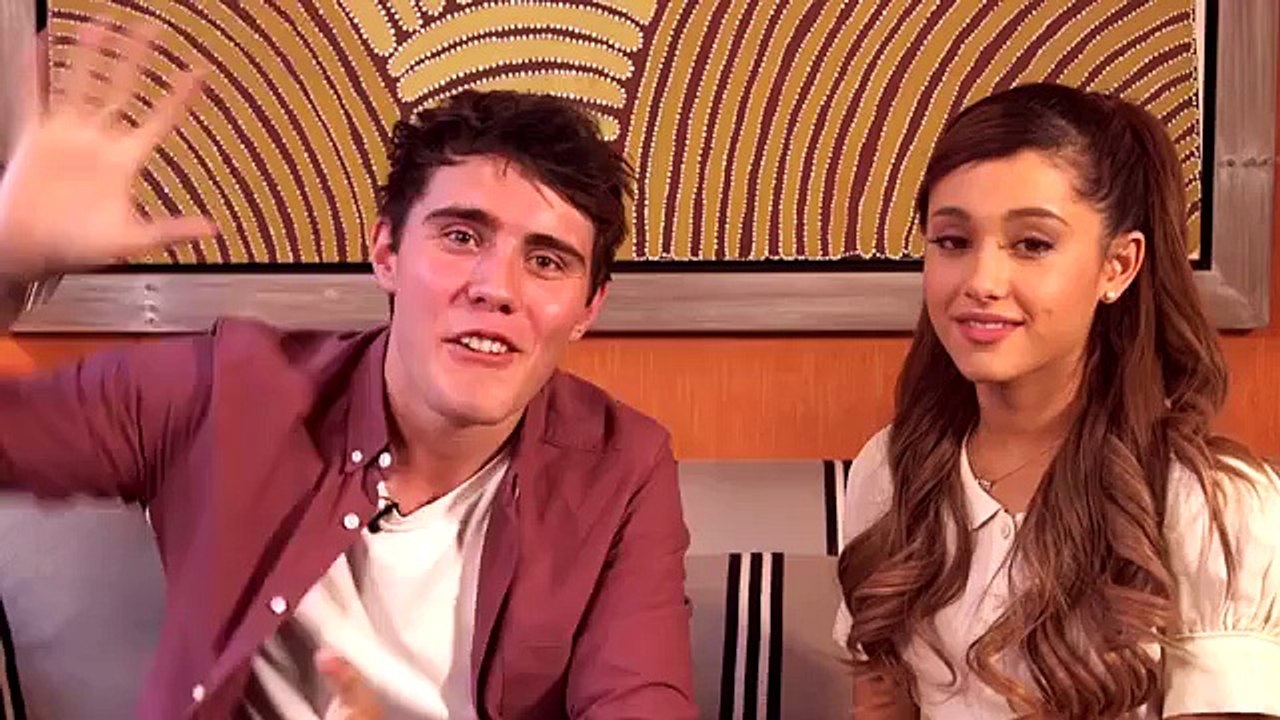 Ariana Grande Does My Makeup